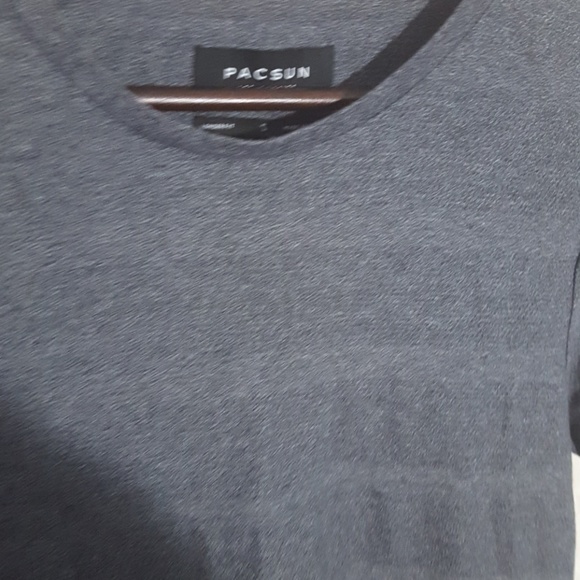 *SOLD*PacSun Gray T - Picture 4 of 4